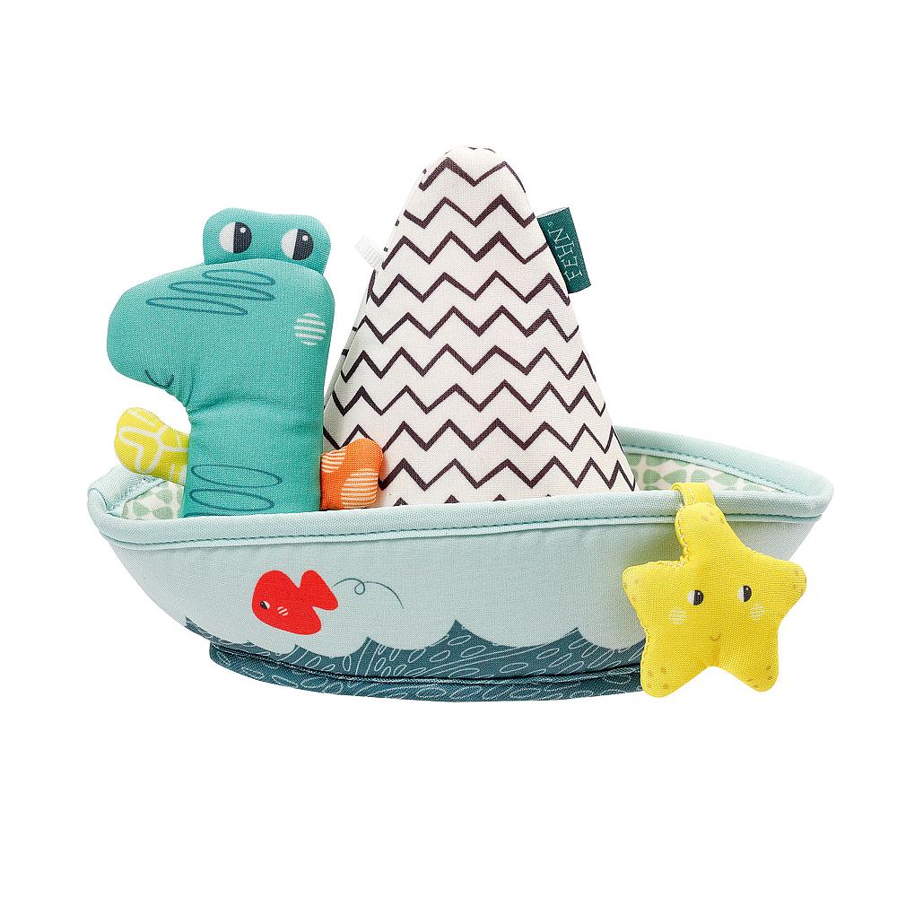 Bath boat with finger puppet